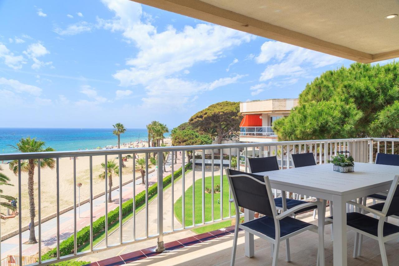 Uhc Dms Family Apartments Cambrils Eksteriør bilde