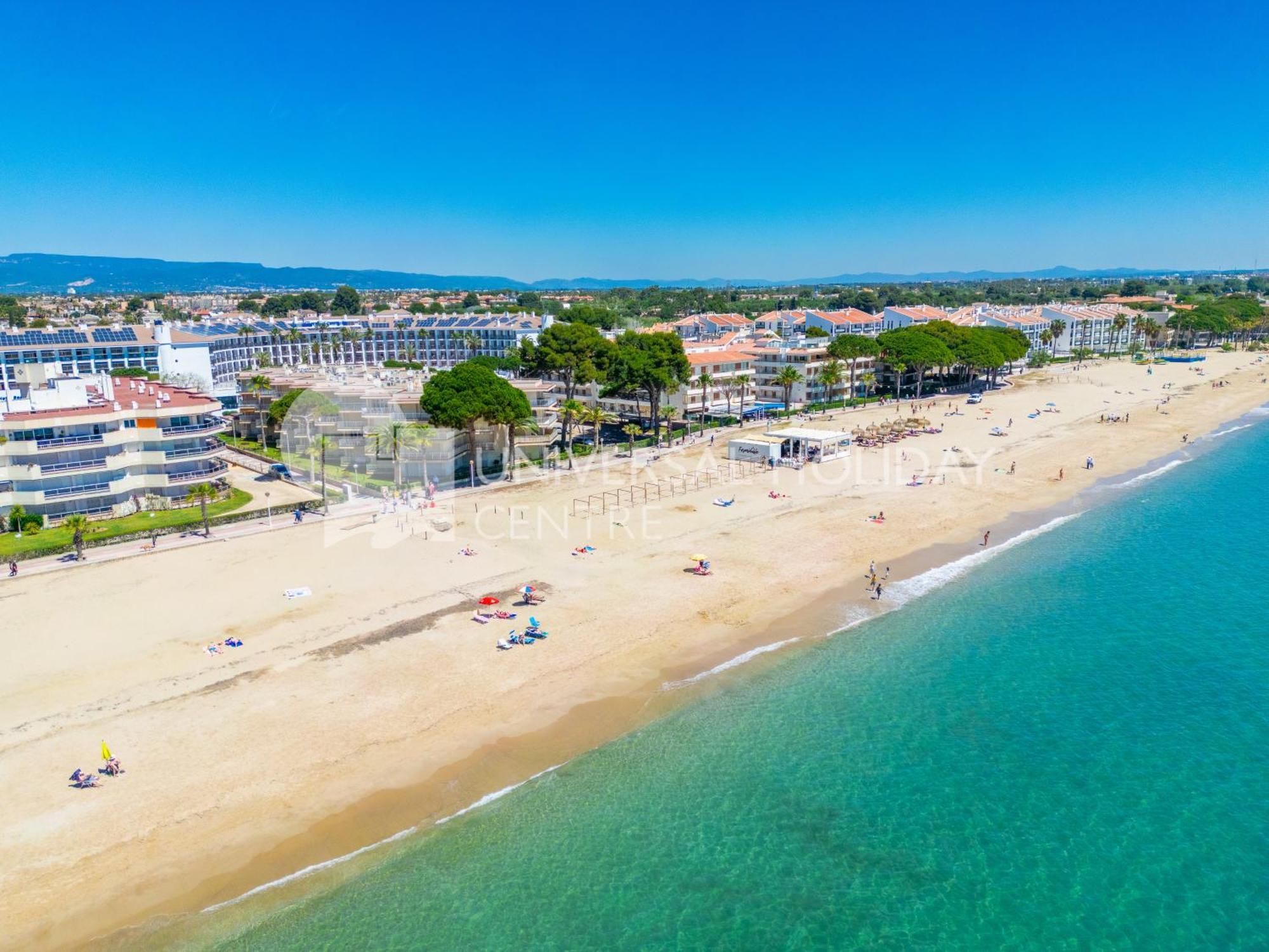 Uhc Dms Family Apartments Cambrils Eksteriør bilde