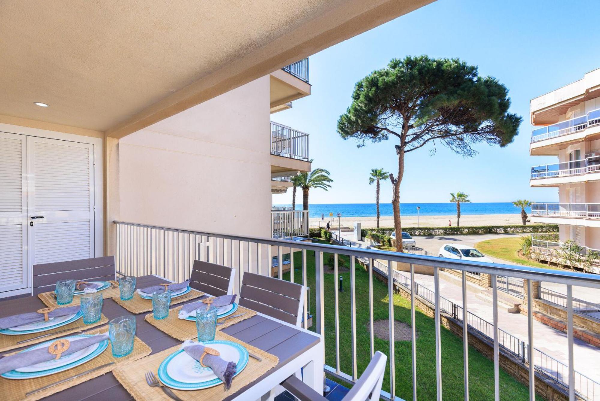 Uhc Dms Family Apartments Cambrils Eksteriør bilde