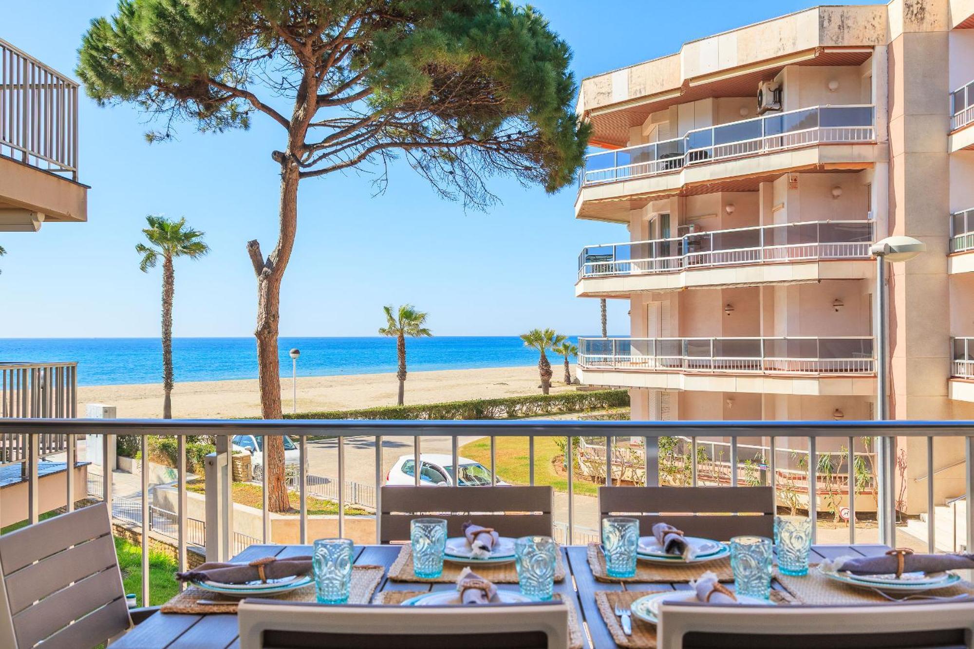 Uhc Dms Family Apartments Cambrils Eksteriør bilde
