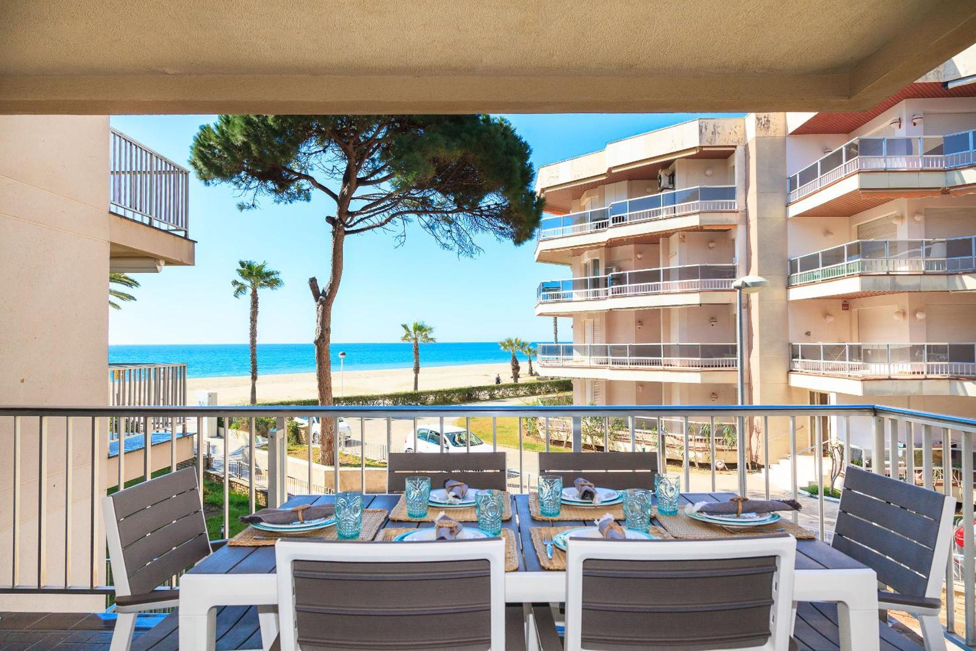 Uhc Dms Family Apartments Cambrils Eksteriør bilde