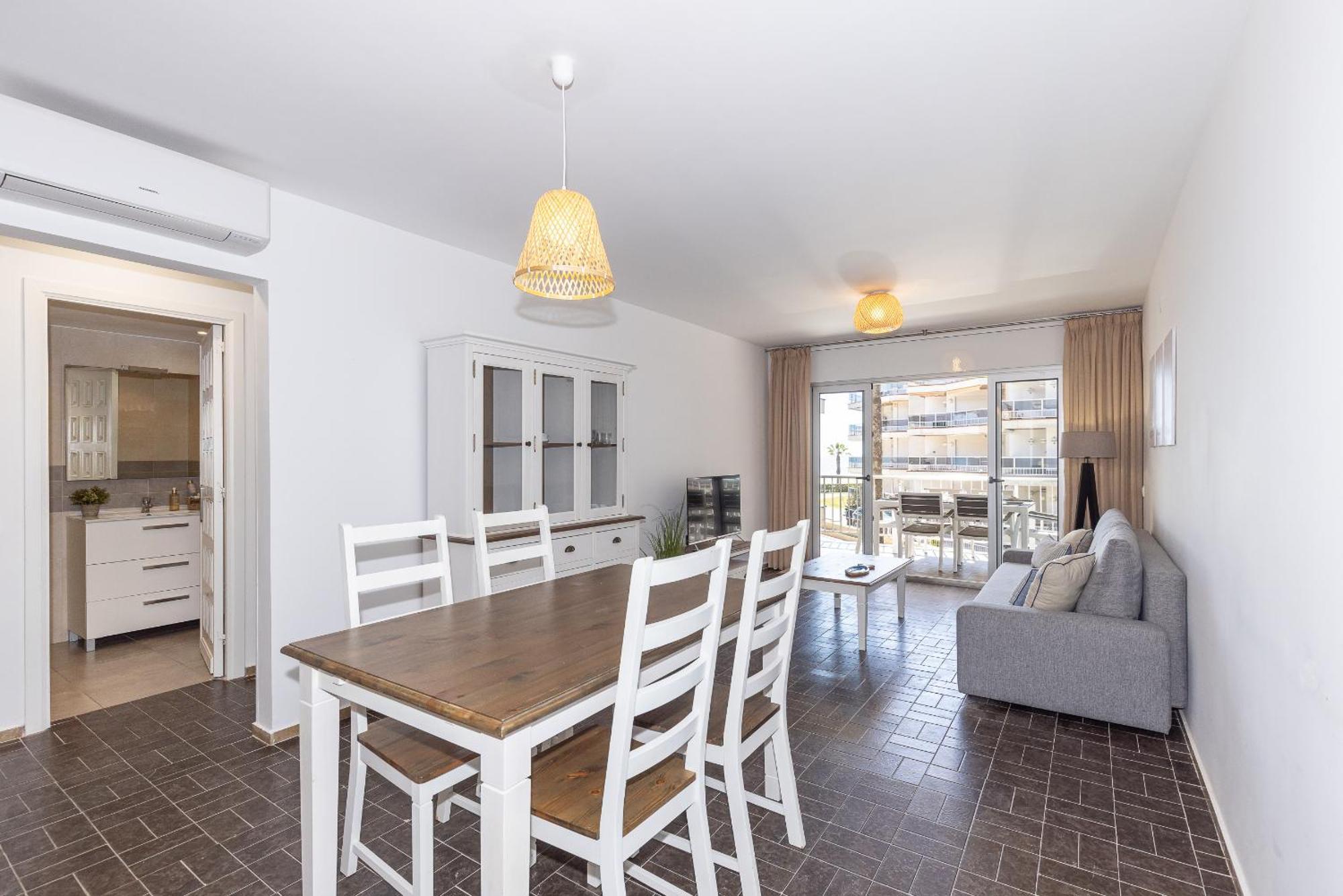 Uhc Dms Family Apartments Cambrils Eksteriør bilde
