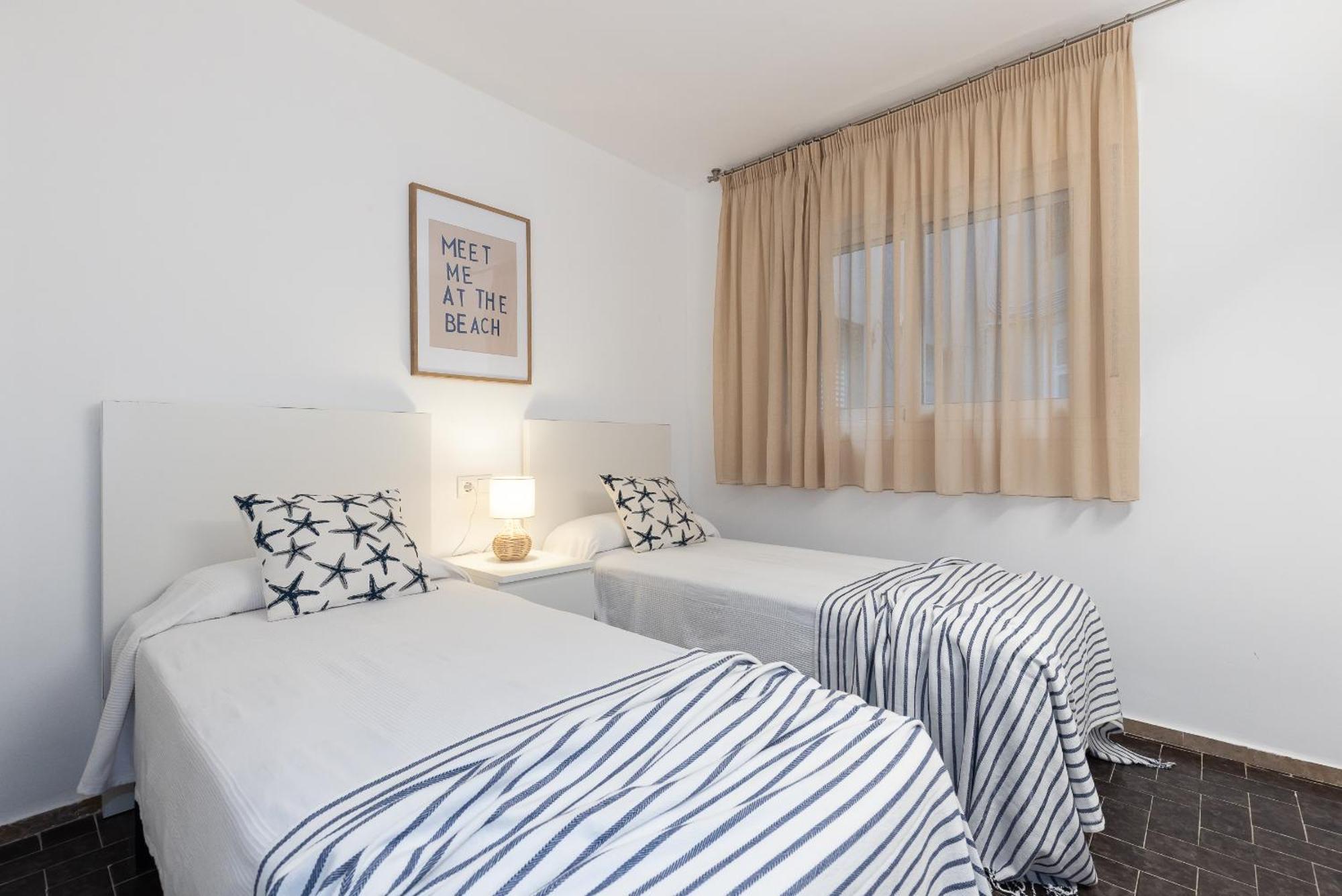 Uhc Dms Family Apartments Cambrils Rom bilde