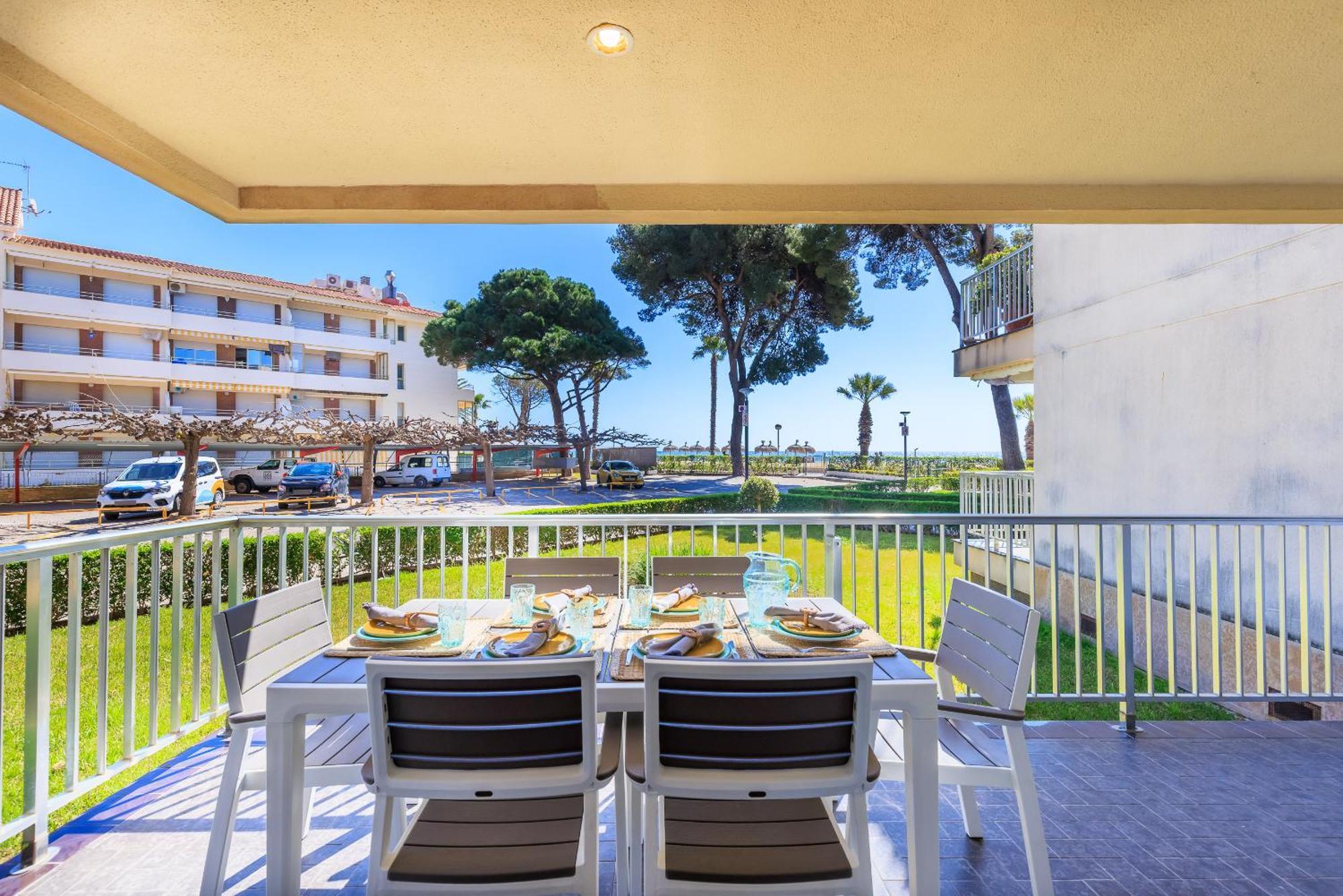 Uhc Dms Family Apartments Cambrils Eksteriør bilde